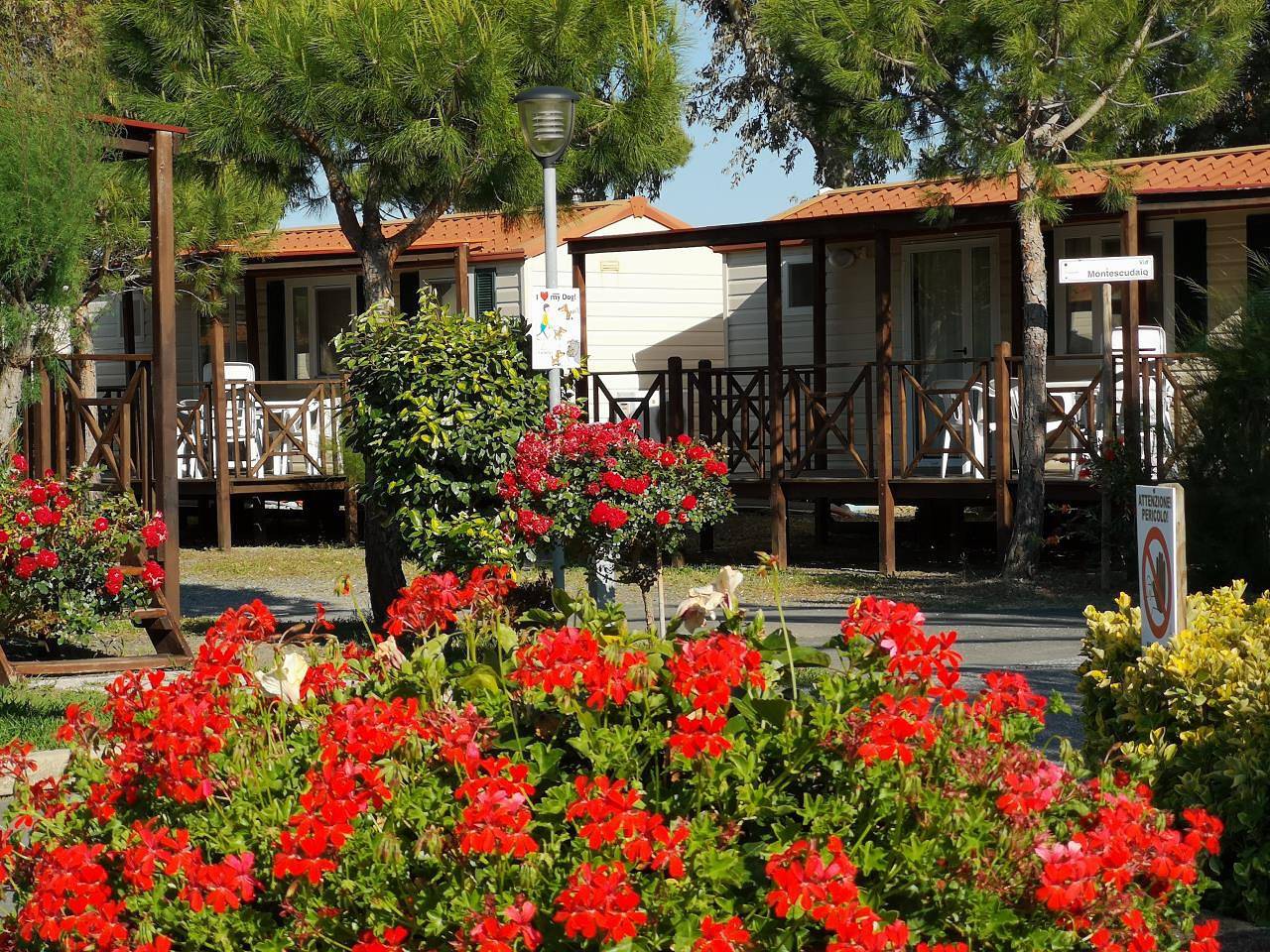Feriendorf Le Tamerici Mobilehome Capri für 6 Personen in Cecina (desambiguación), Costa Etrusca