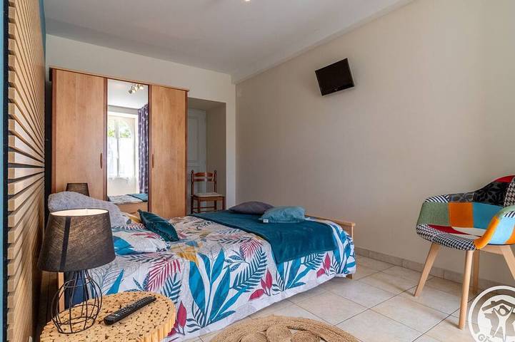 Gîte pour 4 personnes, avec jacuzzi et terrasse dans Lys-Haut-Layon - 4