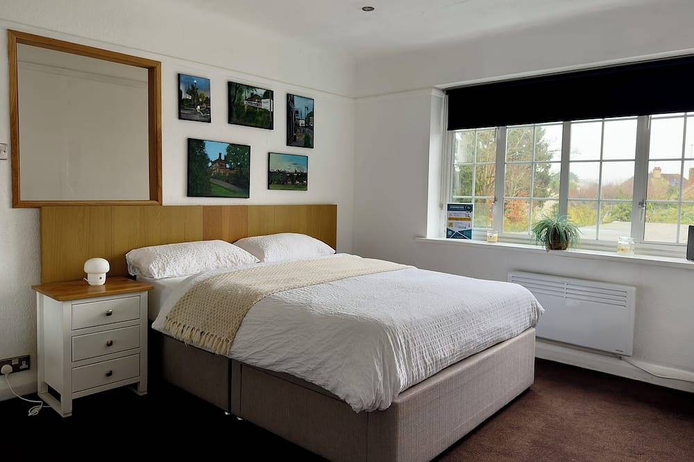 Ganze Wohnung, Family One Bedroom flat with private Kitchen in Sutton (London), London