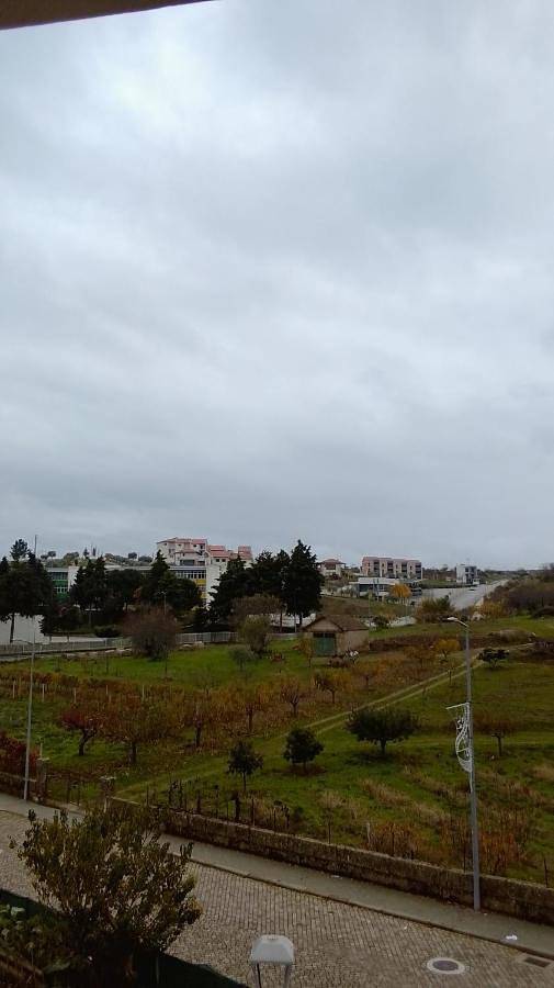 Gîte pour 5 personnes, avec terrasse et vue, animaux acceptés à Vila Flor - 2