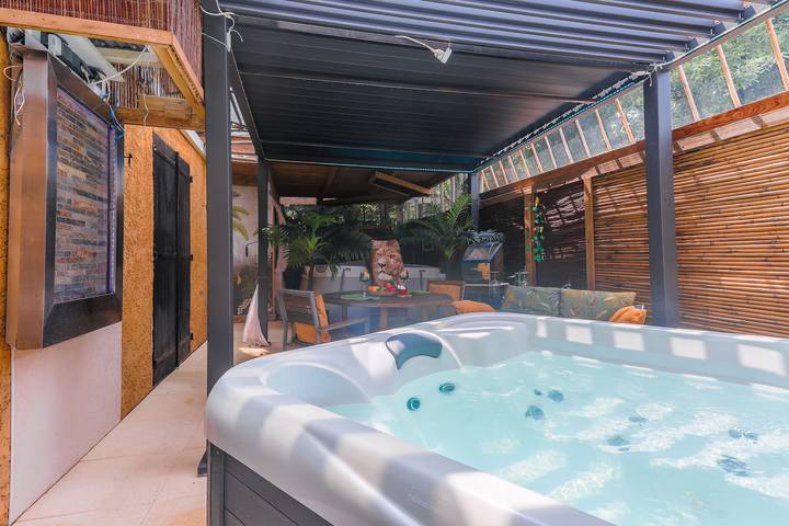 Ferienwohnung für 2 Personen, mit Whirlpool in Var