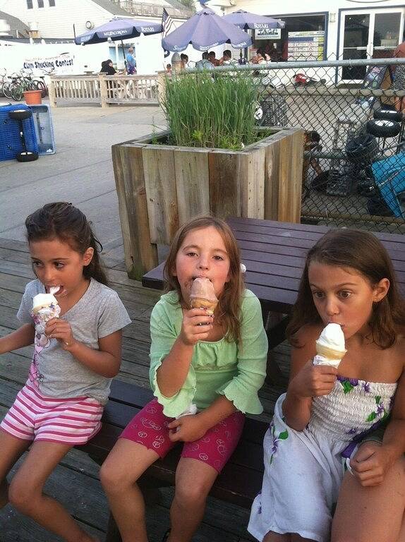 Kurzfristige Ferienwohnungen in Fire Island Beach House (Kismet) in Fire Island, Suffolk County