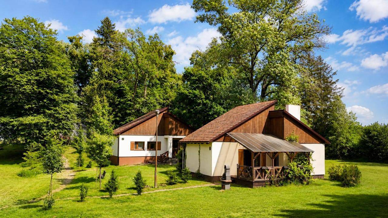 Folwark Wierzchy - Domki koło Tlenia in Bory Tucholskie