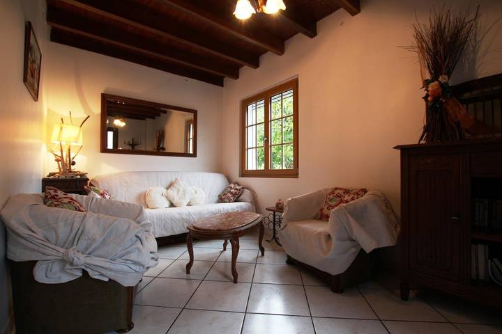 Gîte pour 4 personnes, avec terrasse ainsi que jardin et jacuzzi à Saint-Étienne-de-Baïgorry - 4