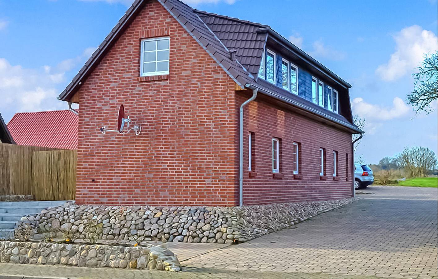 Ganze Ferienwohnung, Strandnahe Unterkunft mit Satelliten-TV und Geschirrspüler in Feldberger Seenlandschaft, Mecklenburg-Strelitz