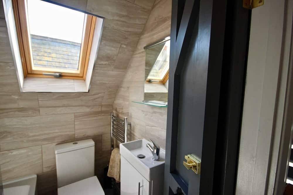 Beautiful Bijou Cottage close to Deal Beach ! in Deal, Kent
