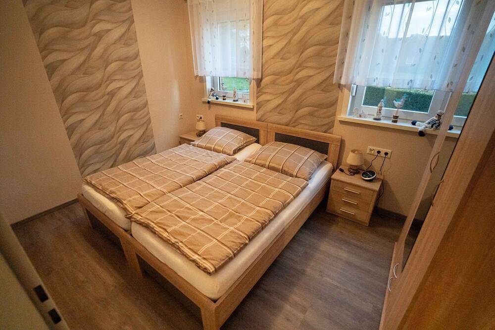 Ganze Wohnung, Ferienwohnung Wiesenblick, 65322 - Ferienwohnung in Ostfriesland 45qm, max. 2 in Moormerland, Ostfriesland
