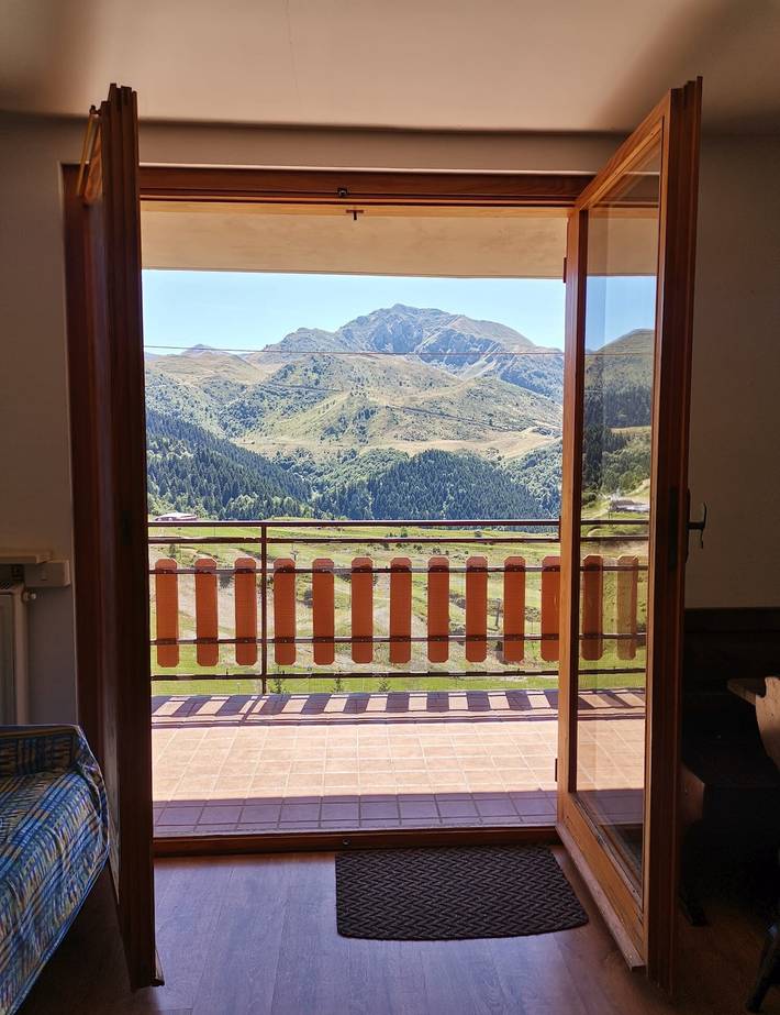 Appartamento per 6 persone, con balcone a Prato Nevoso