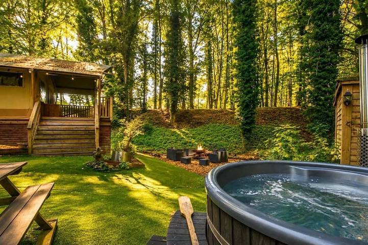 Cottage for 6 people, with sauna and garden as well as hot tub and pool in Norfolk