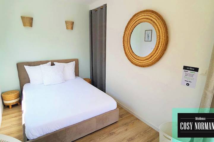 Gîte pour 4 personnes, avec terrasse à Bois-Jérôme-Saint-Ouen - 2