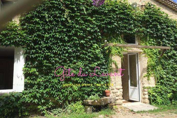 Location de vacances pour 6 personnes, avec piscine ainsi que jardin et terrasse à Pujols (Gironde) - 4