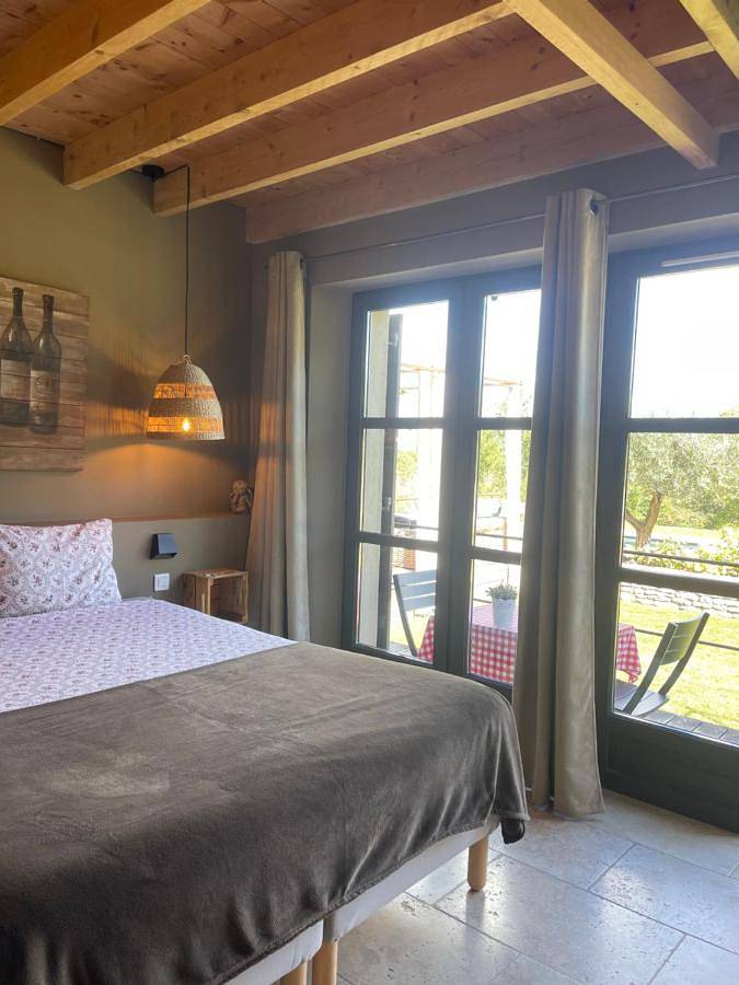 Chambre d’hôte pour 2 personnes, avec jardin et vue ainsi que piscine et terrasse à Bonnieux - 4