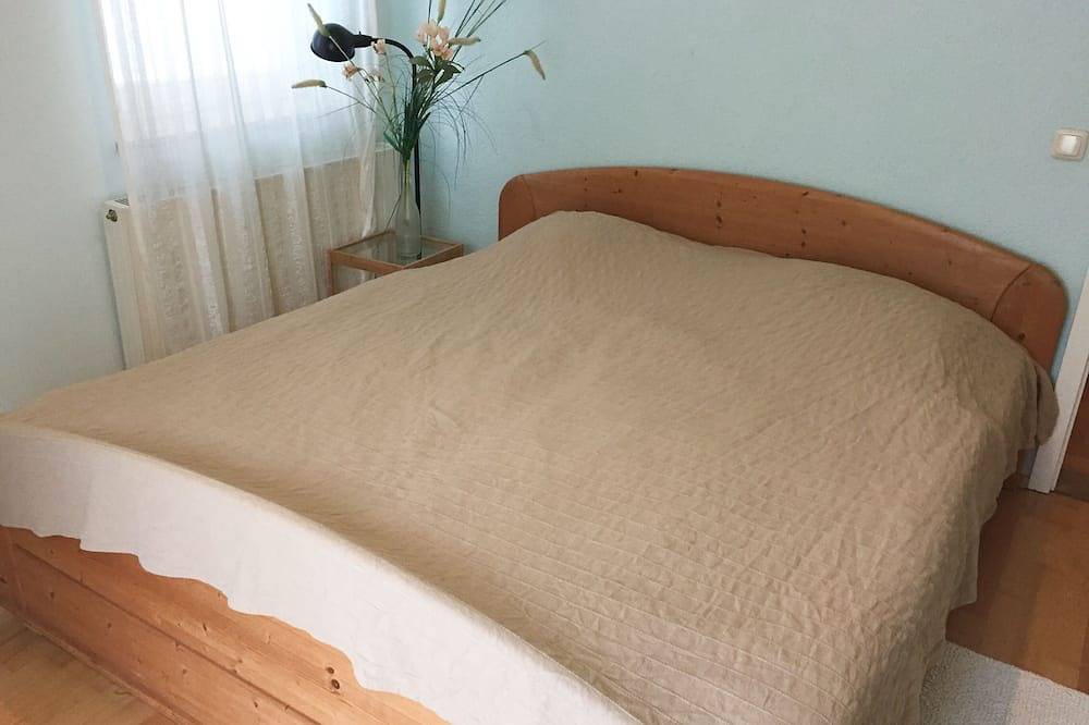 Ganze Wohnung, Geschmackvolle Ferienwohnung am Starnberger See in der Natur in Tutzing, Starnberger See