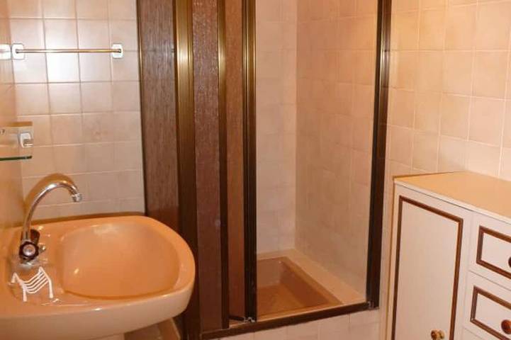 Gîte pour 4 personnes, avec jardin à Proissans - 4