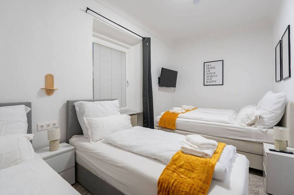 Ganze Wohnung, Quiet • 4 Guests • 24/7 Check-in • Netflix • 35m² in Leoben, Lavanttaler Alpen