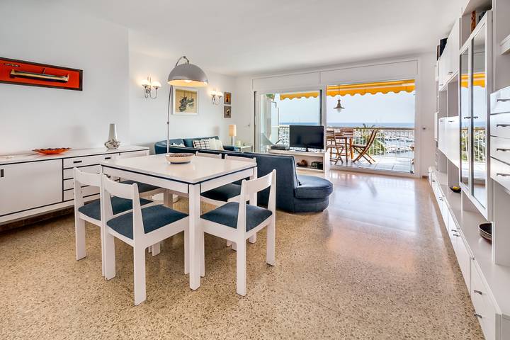 Ganze Wohnung, Ferienwohnung für 6 Personen mit Terrasse in Blanes, Costa Brava