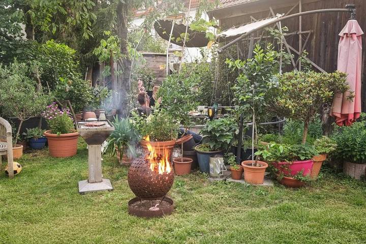 Ferienwohnung für 3 Personen, mit Garten