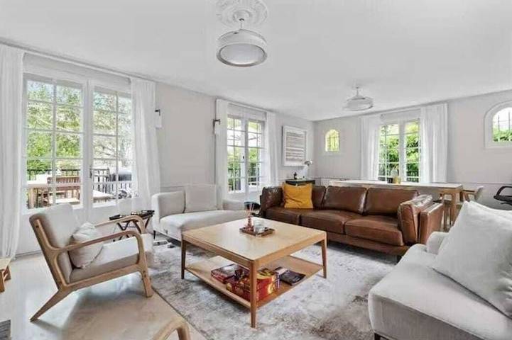 Ferienhaus für 6 Personen, mit Whirlpool und Garten sowie Terrasse