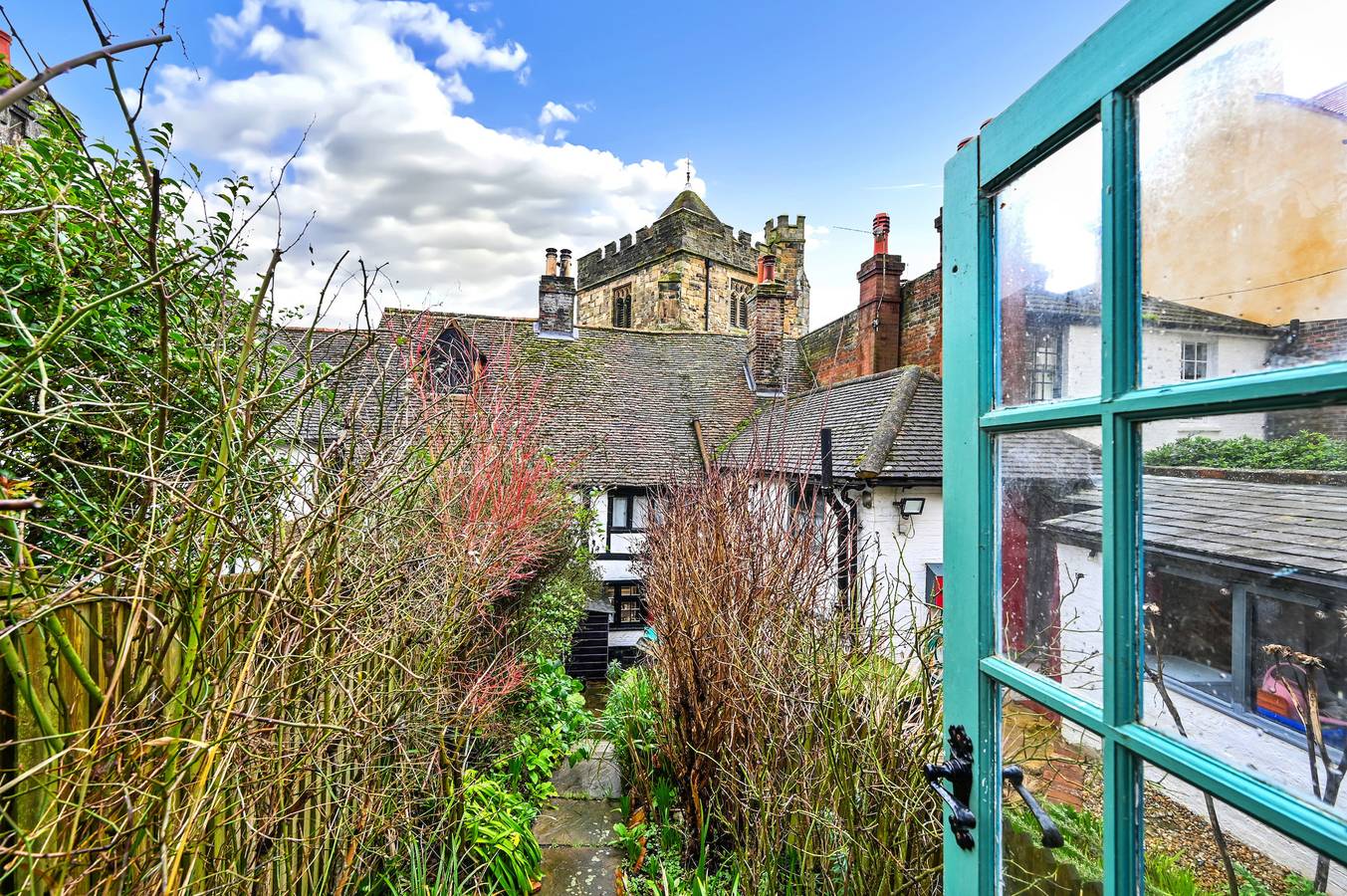 Old Town Cottage, Hastings in Hastings, East Sussex