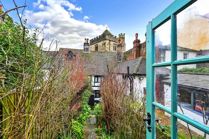 Old Town Cottage, Hastings in Hastings, East Sussex
