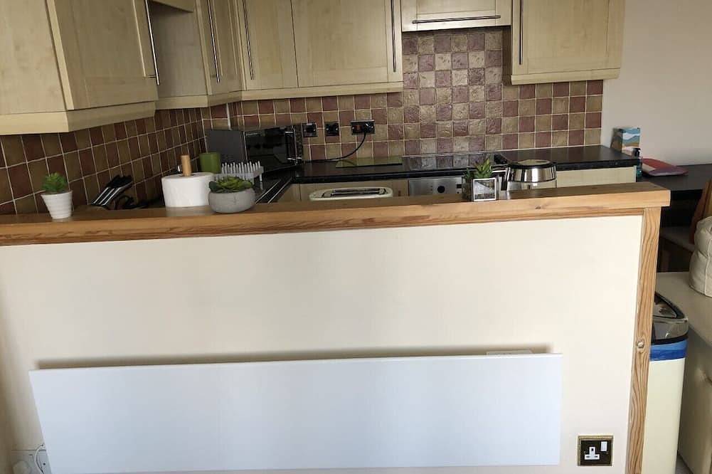 Appartamento intero, Comfy 1 Letto Cardiff Bay piatto con acqua Views- Wifi, Millenium Stadium, Dr Who in Cardiff Bay, Cardiff