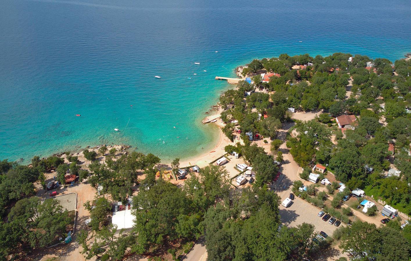Reizendes Mobilheim mit Meerblick, Pool und WLAN – 2 km vom Strand entfernt in Brzac, Krk