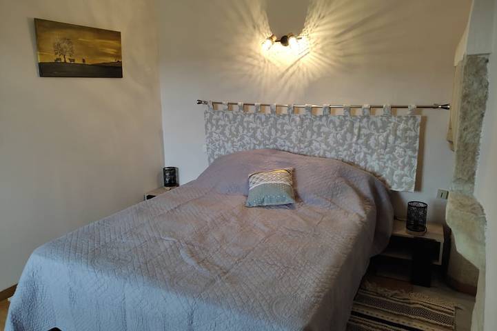 Location de vacances pour 6 personnes, avec jacuzzi ainsi que piscine et jardin à Castelnau-de-Mandailles - 3