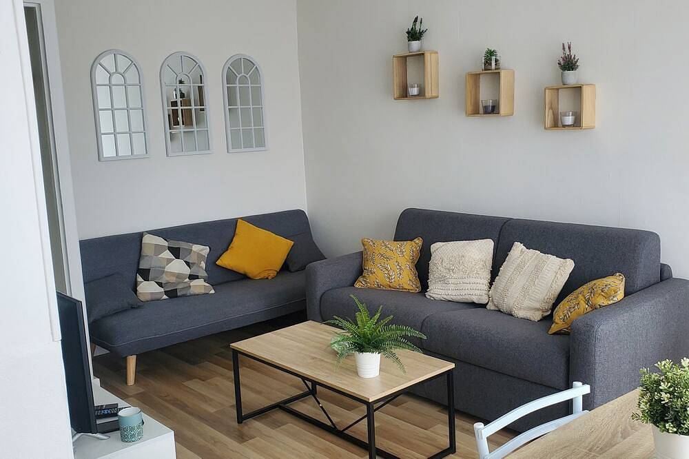 Entire apartment, Cosy apartment in Le Tréport, 2 steps from the beach, quay and shops in Le Tréport, Dieppe region