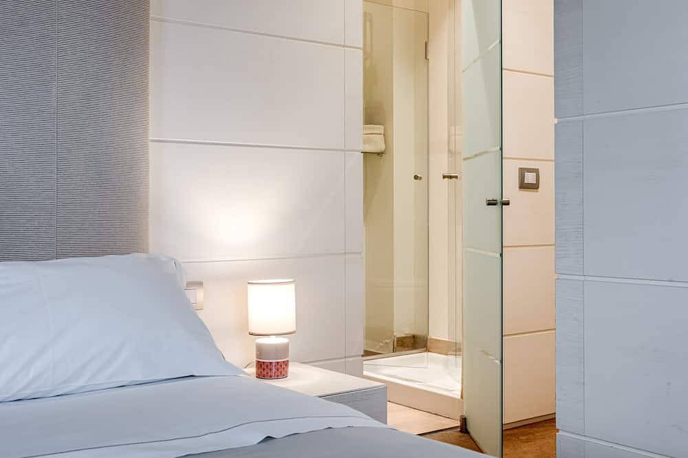 Entire apartment, Molo 73 Room - Gorgona with Breakfast and Parking in Empoli, Florence Province