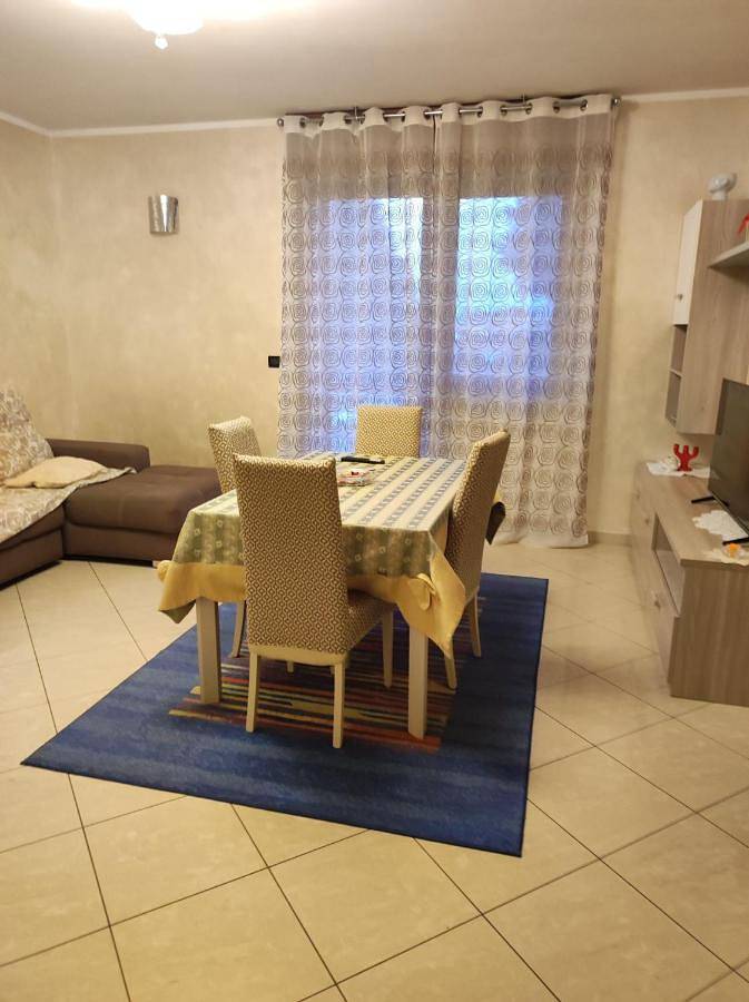 Appartamento per 11 persone, con Balcone a Leini