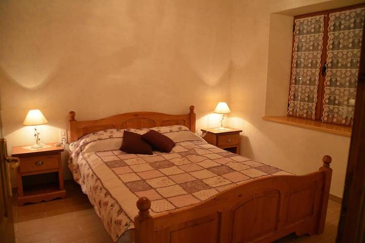 Gîte pour 10 personnes, avec jardin, animaux acceptés à Prats-de-Carlux - 2