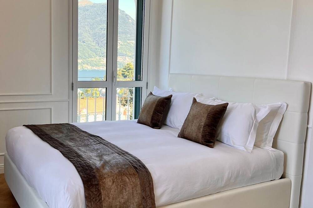 Ganze Wohnung, L'étoile du Lac - Elegant Apartment with View on the Lake Como and Concierge in Blevio, Comer See