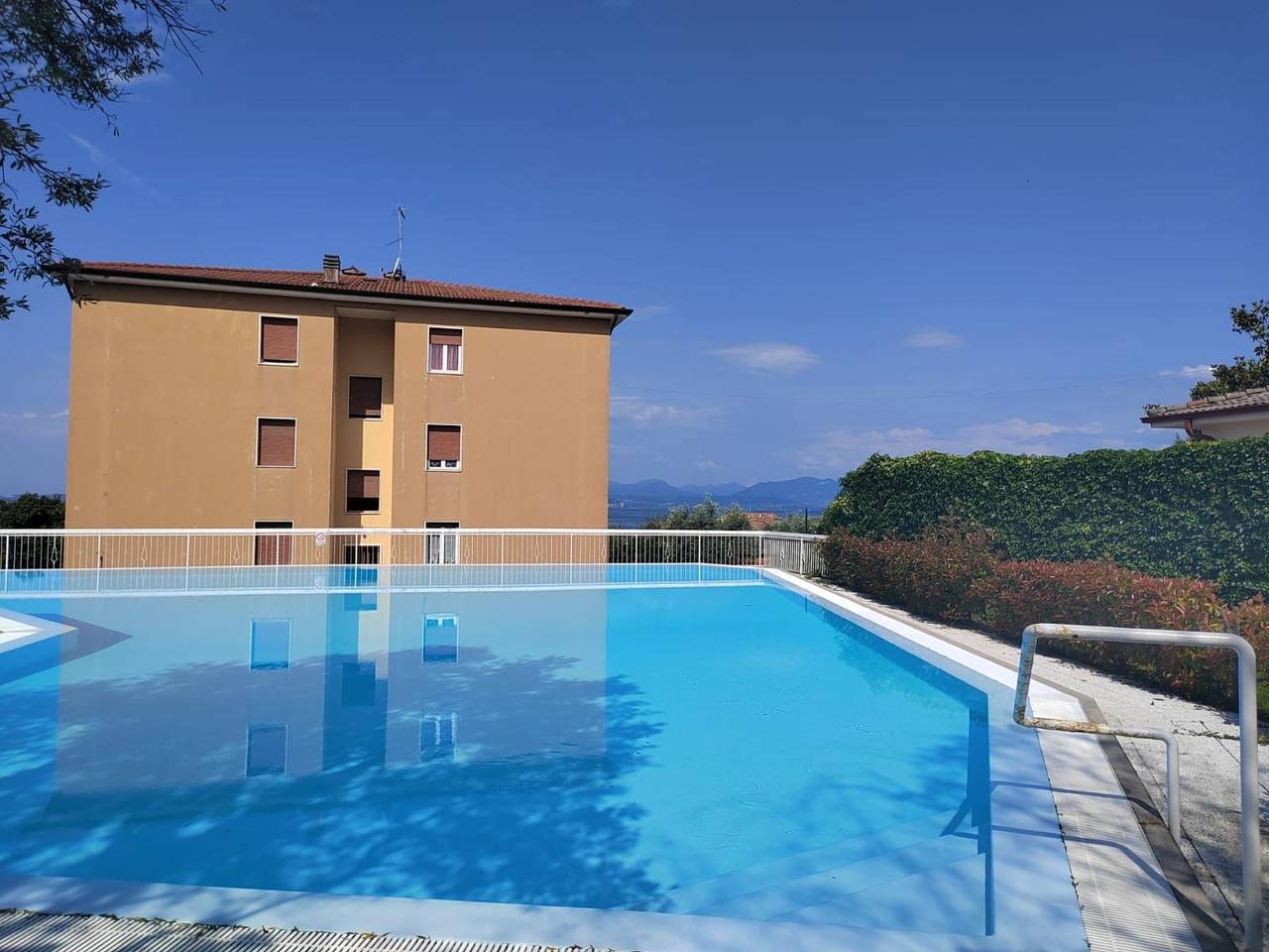 Mit Seeblick und privatem Garten in Bardolino, Garda Mountains