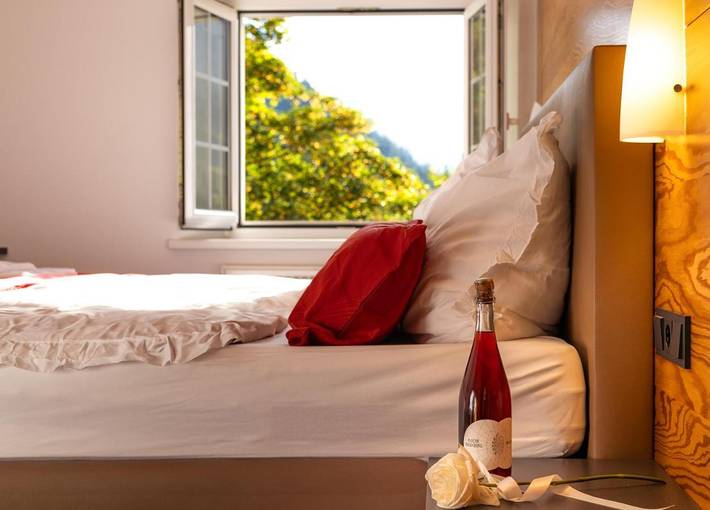 Hotel für 2 Personen, mit Sauna und Ausblick sowie Terrasse in Stuben am Arlberg