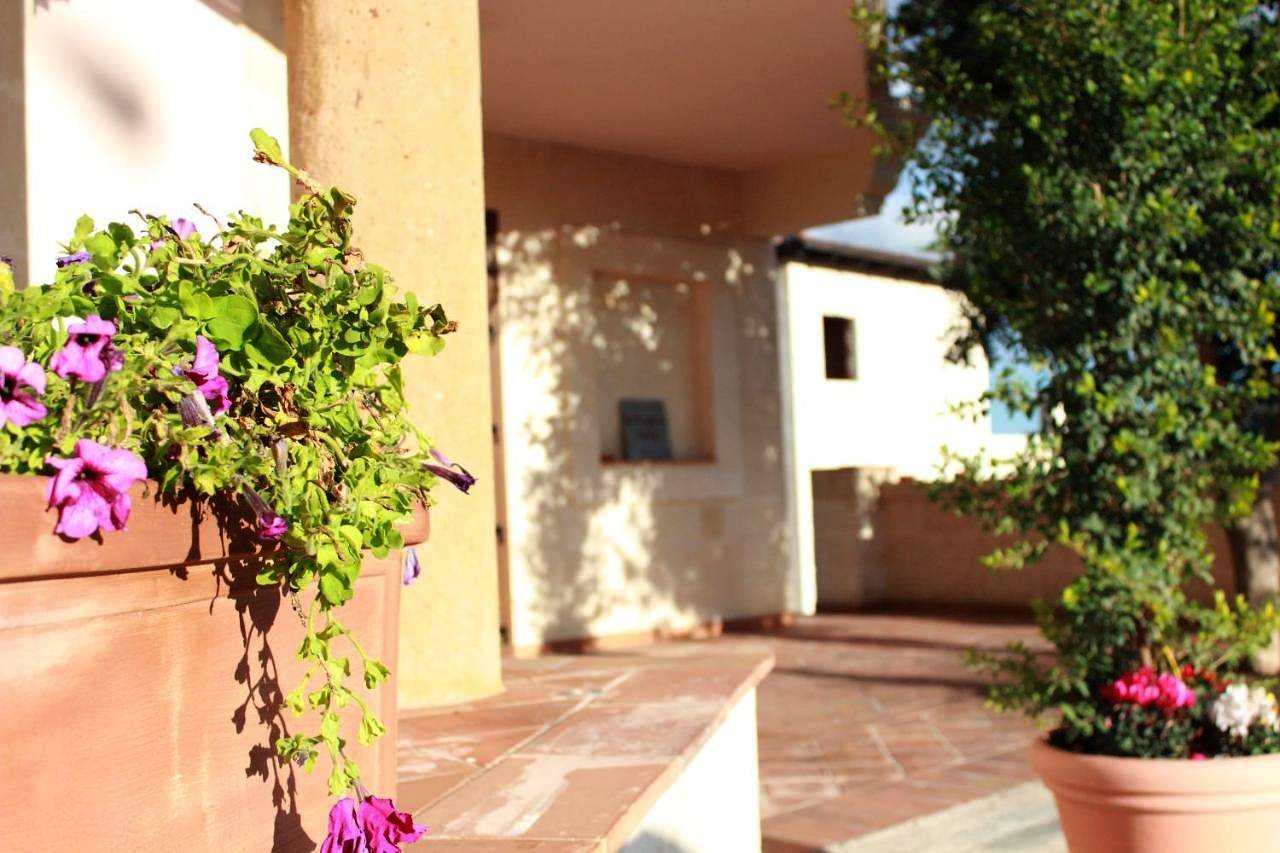 Quadruple Room with Terrace in Miglionico, Piana del Metaponto