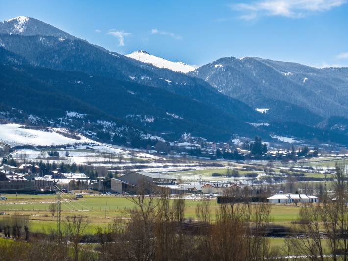 Entire apartment, Comfortable apartment in Alp 60 m² with balcony and view! in La Masella, Alp