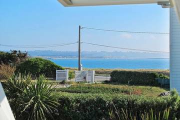 Gîte pour 6 personnes, avec terrasse et jardin dans Plage de Neiz Vran