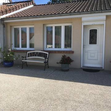 Gîte pour 2 personnes, avec jardin et vue, animaux acceptés à Pendé (Somme)