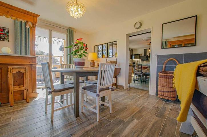 Location de vacances pour 4 personnes, avec terrasse et jardin à Géraudot