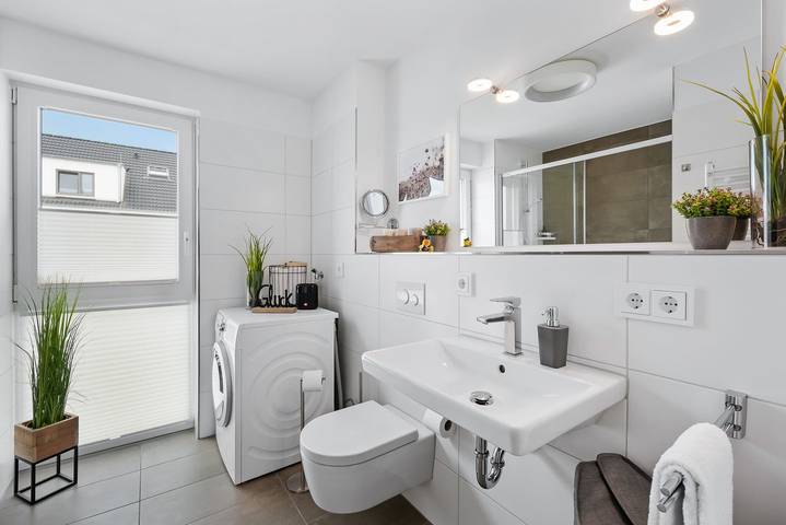 Ganze Wohnung, Hafen & Meer - Balkon, 1. Reihe am Wasser, 2.Og, Pkw Stellplatz, E-Ladesäule in Olpenitz, Kappeln