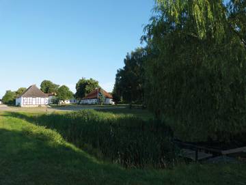 Ferienwohnung für 5 Personen, mit Terrasse und Garten in Schmatzin