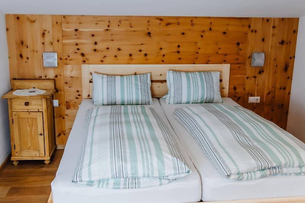 Appartement/3 Schlafräume/Zirbentraum - Ennsmanngut in Unken, Chiemgauer Alpen