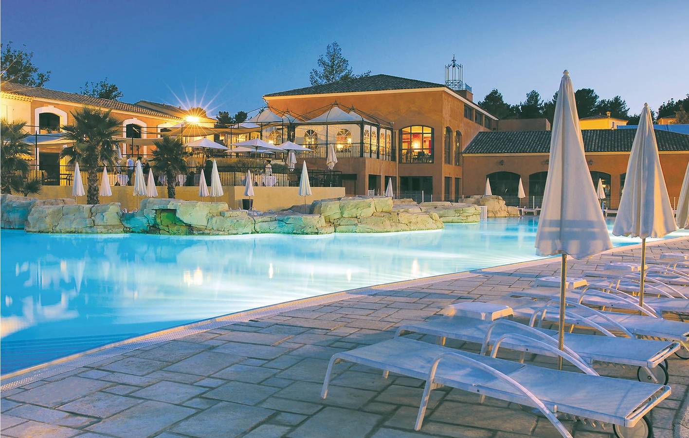 Apartamento junto a la piscina con WiFi y TV in Fayenza, Region de Draguignan