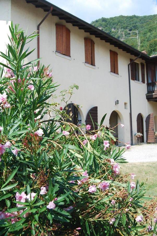 Agriturismo Cascina Bissiniga in Salò, Prealpi Gardesane