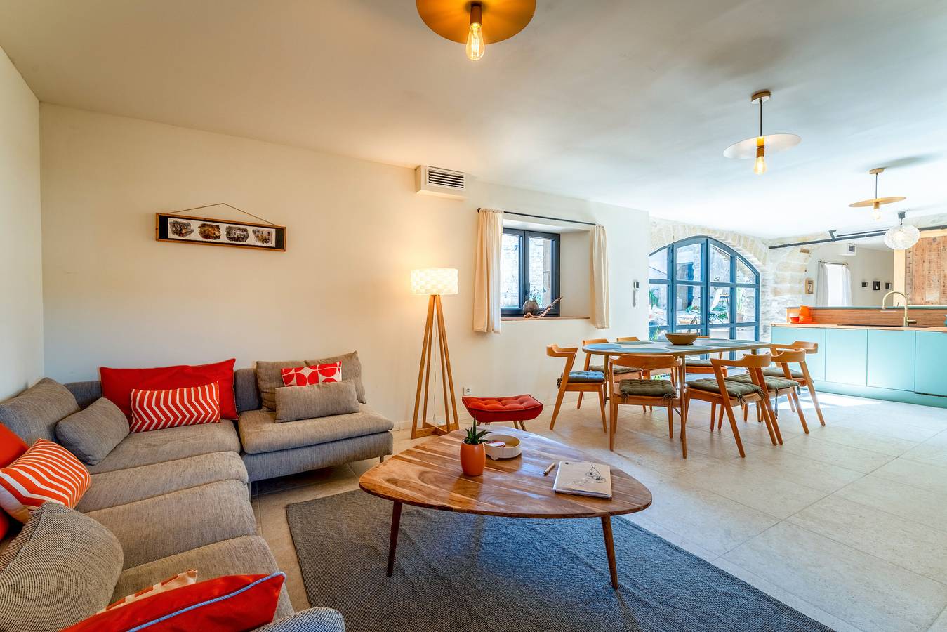 La grangerie, grange en pierres et spa au calme in Moulézan, Région de Nîmes