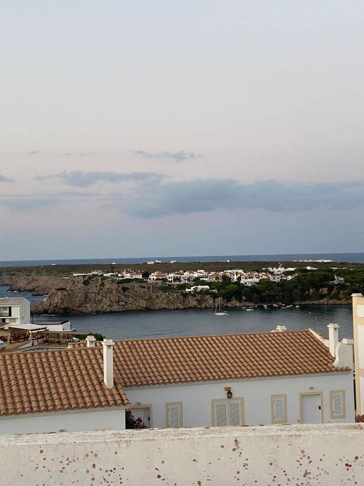 Hel lägenhet, Lägenhet för 3 Personer med balkong in Arenal d'en Castell, Es Mercadal