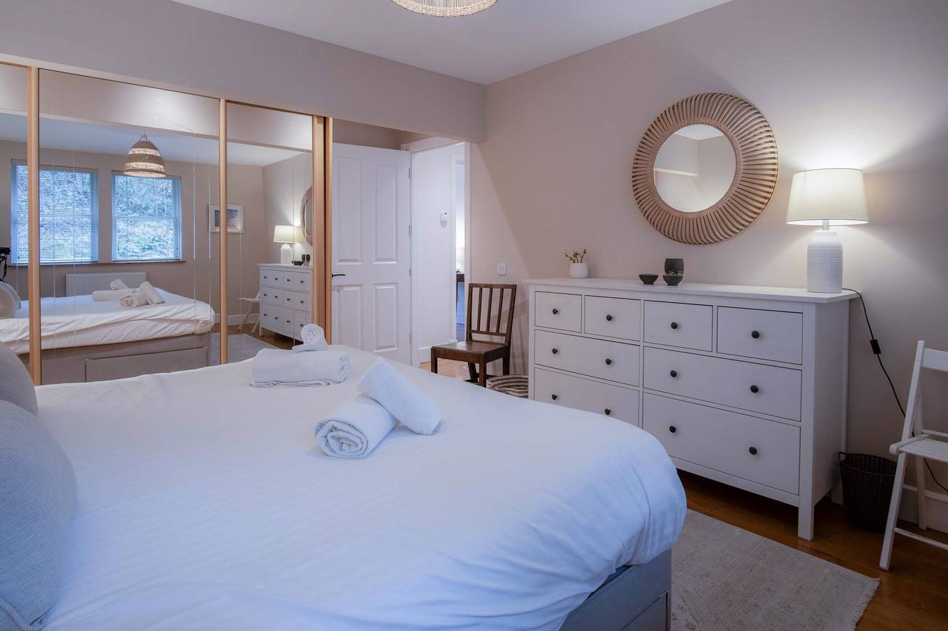 Entire apartment, Ty Seren - 2 Bedroom Apt - Bayview Oxwich in Swansea region