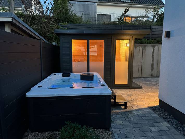 Ferienhaus für 5 Personen, mit Garten und Whirlpool sowie Sauna und Pool, kinderfreundlich in Göhren-Lebbin - 2