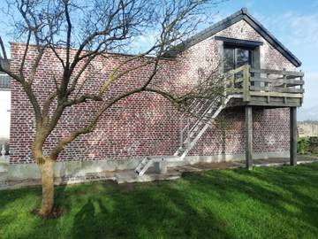Gîte pour 5 personnes, avec jardin ainsi que vue et piscine à La Bassée