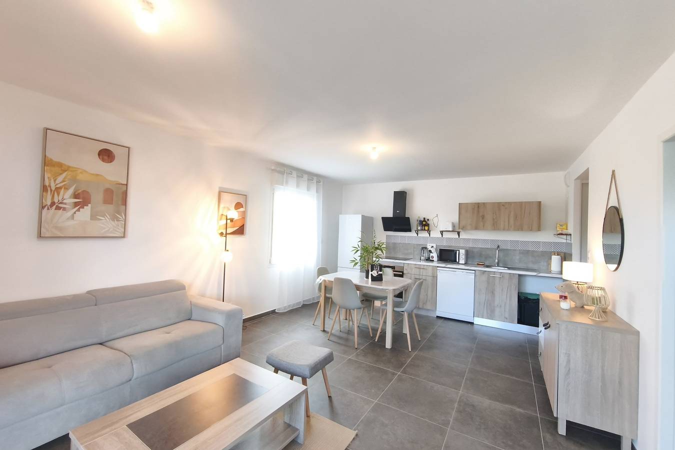 Apartamento entero, T2 apartment with terrace in Ajaccio, Region de Ajaccio